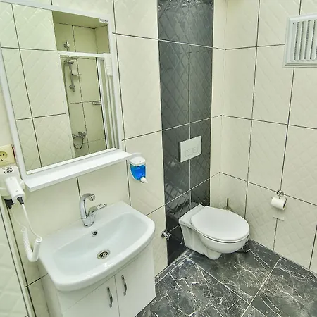 Ayisigi Otel 3*